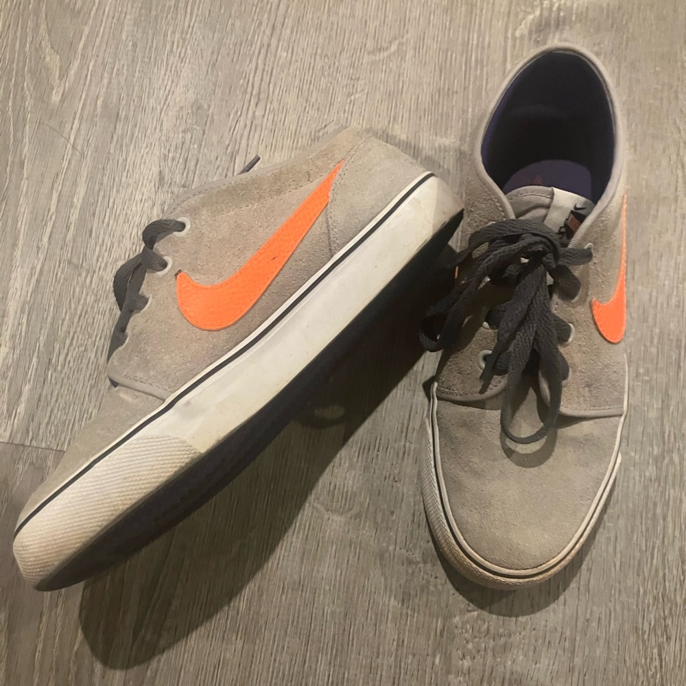 Nike Retro Lacrosse Sneakers